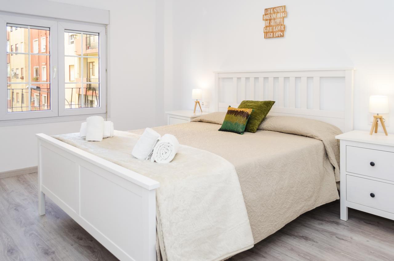 Apartup Viveros Pets Valencia Exterior photo